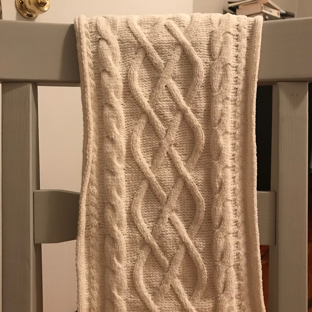 Infinity Scarf - Picture 4 of 5